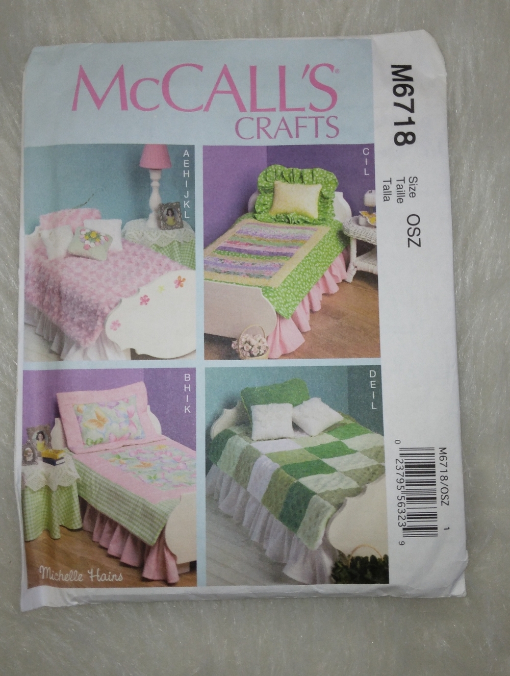 McCall's M6718 Matress & Bedding Ensamble For AGD / 18in Doll & Table Skirt Lamp